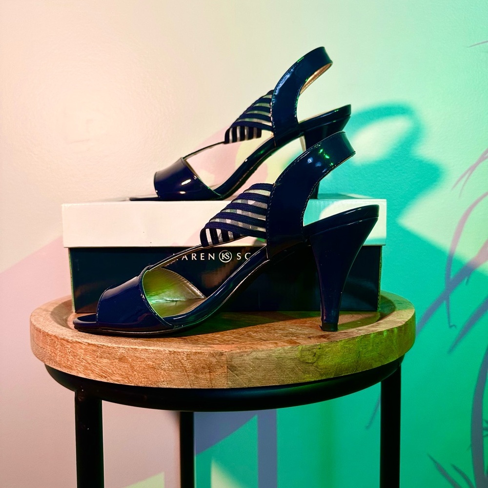 Karen Scott Women's Dark Blue Strappy Heels